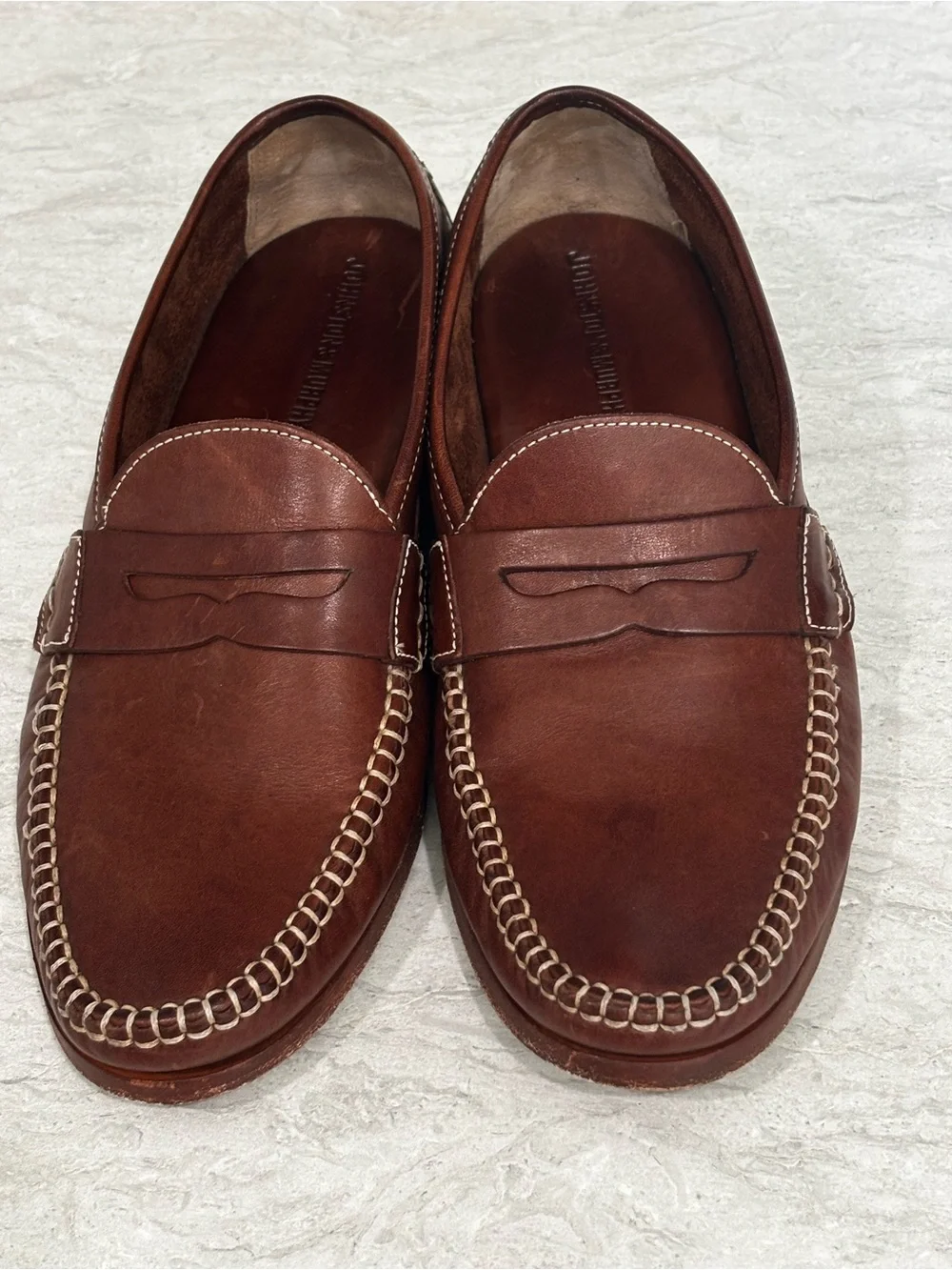 Johnston & Murphy Men's Chestnut Brown Sheepskin Leather Penny Loafers